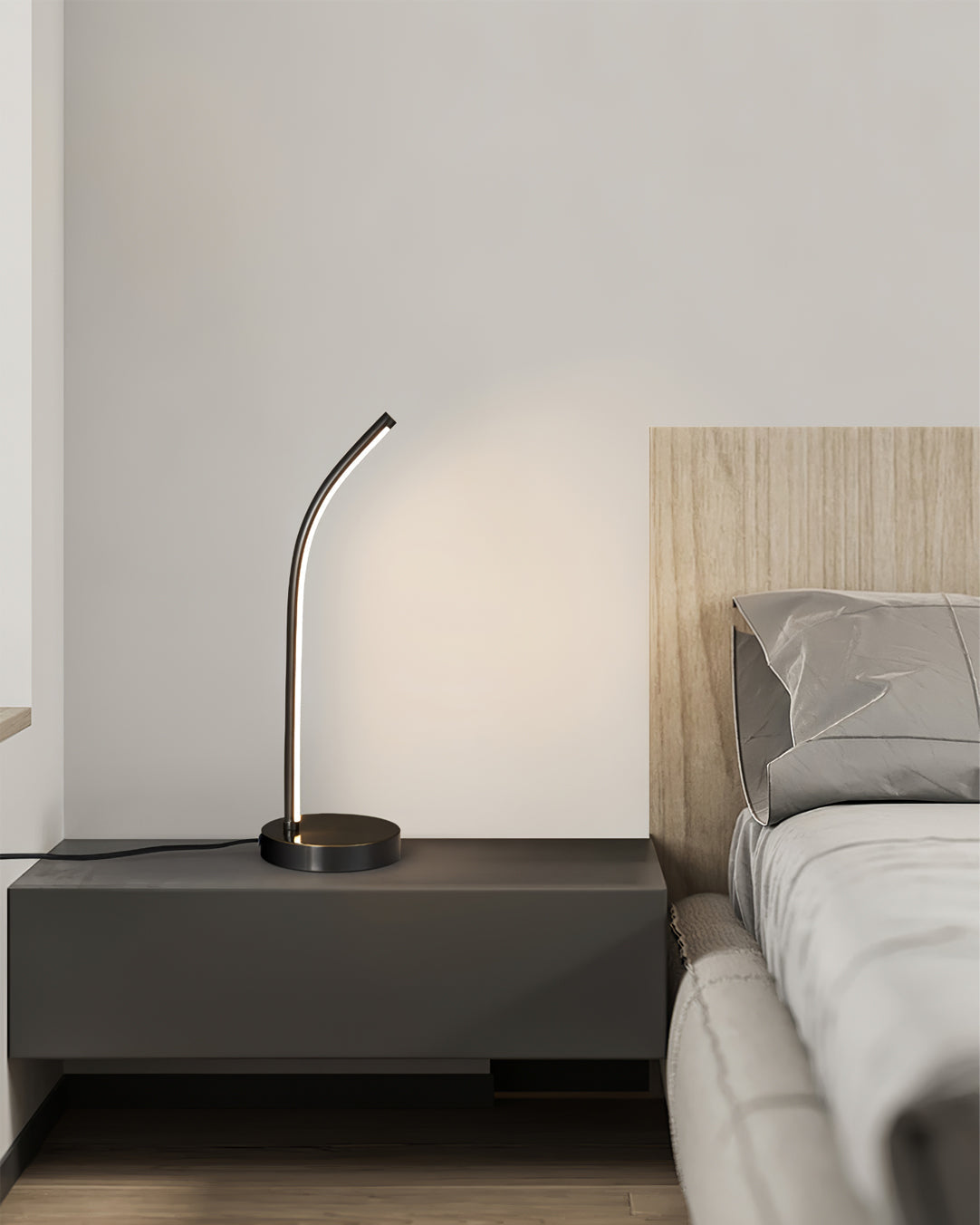 Modern LED Desk Lamp Curved Brass Design - Product detail 7