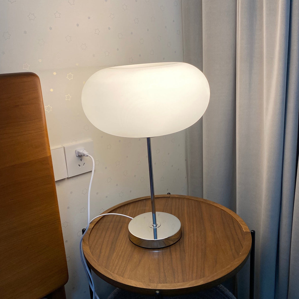Modern Table Lamp Opal Glass Dome With Chrome Base - Product detail 12