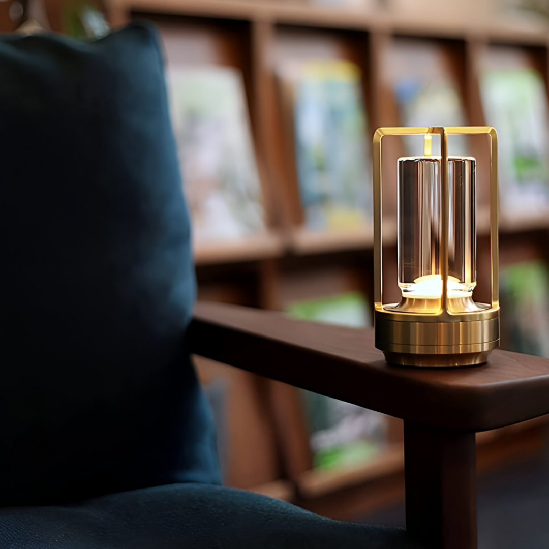 Portable Table Lamp Gold Frame Glass Cylinder Design - Product detail 9