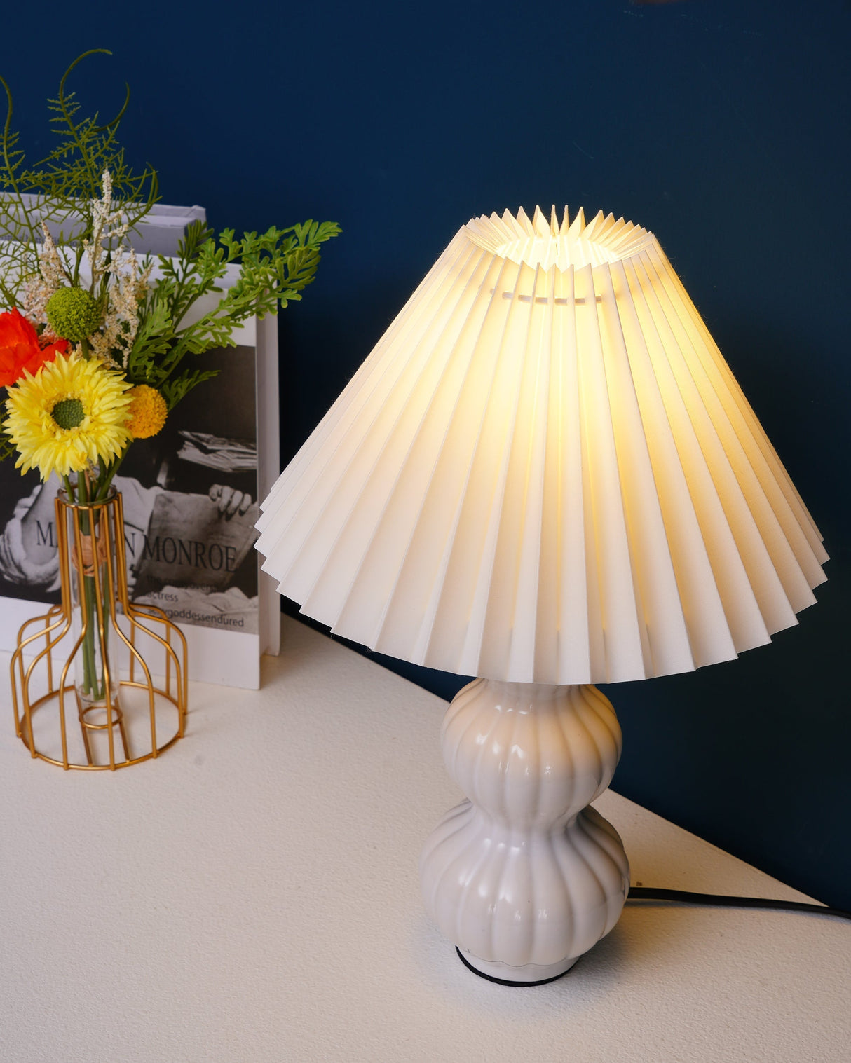 Mid Century Table Lamp Pleated Shade Ceramic Base - Product detail 33