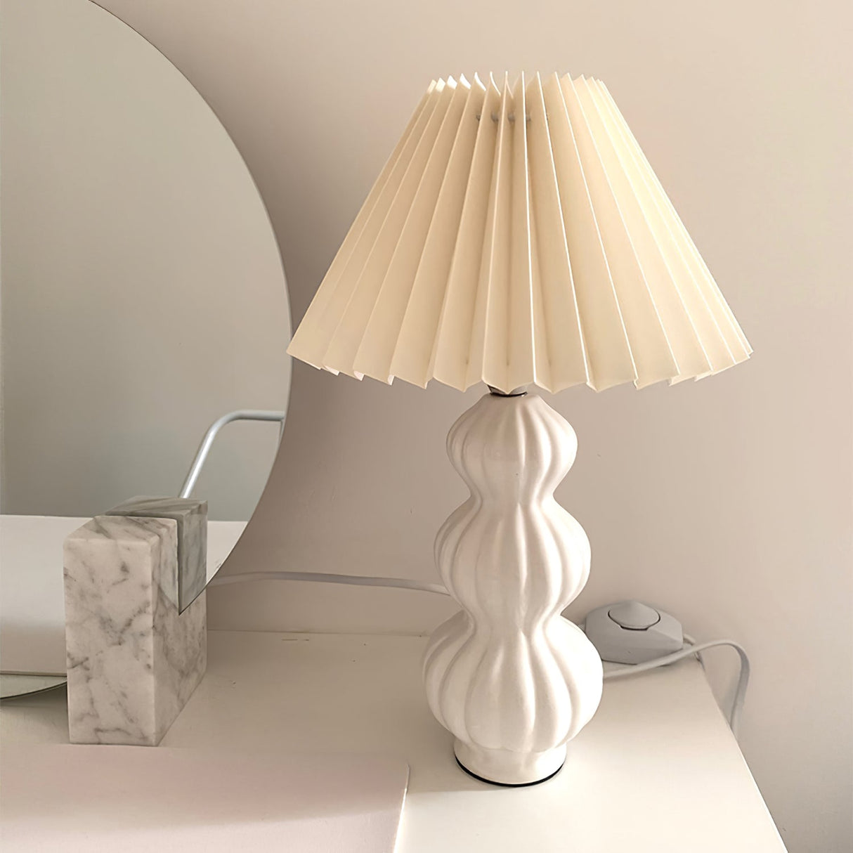 Mid Century Table Lamp Pleated Shade Ceramic Base - Product detail 23