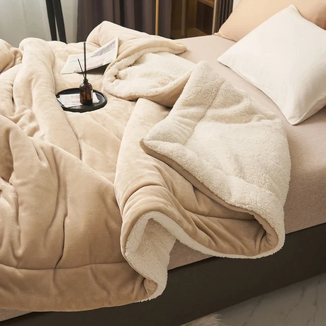 Luxury Flannel Fleece Blanket  Premium Plush Comfort - Detailed view