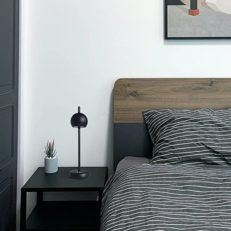 Modern LED Desk Lamp Minimalist Black Iron Design - Product detail 4