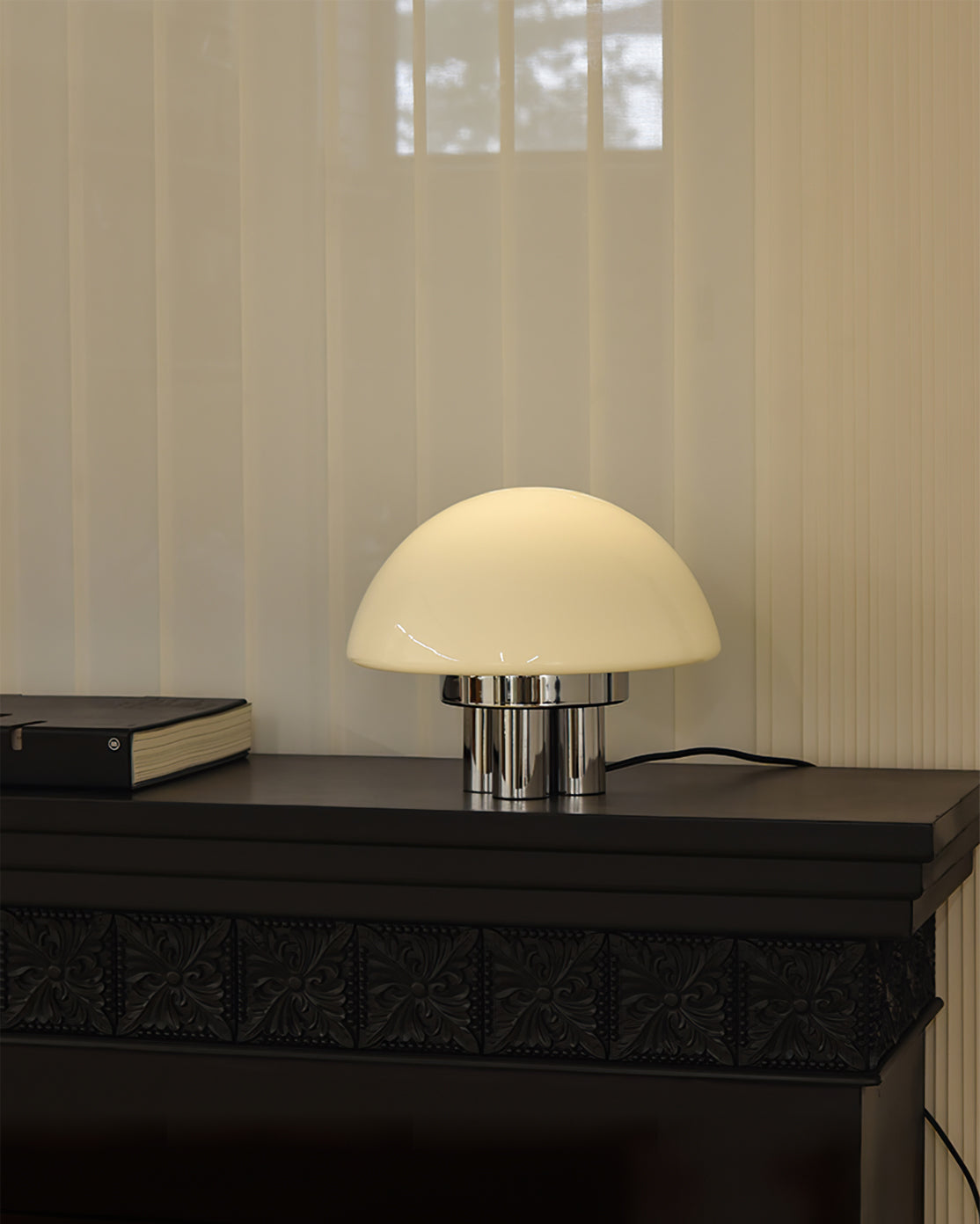 Modern Table Lamp White Glass Dome Chrome Base - Product detail 15