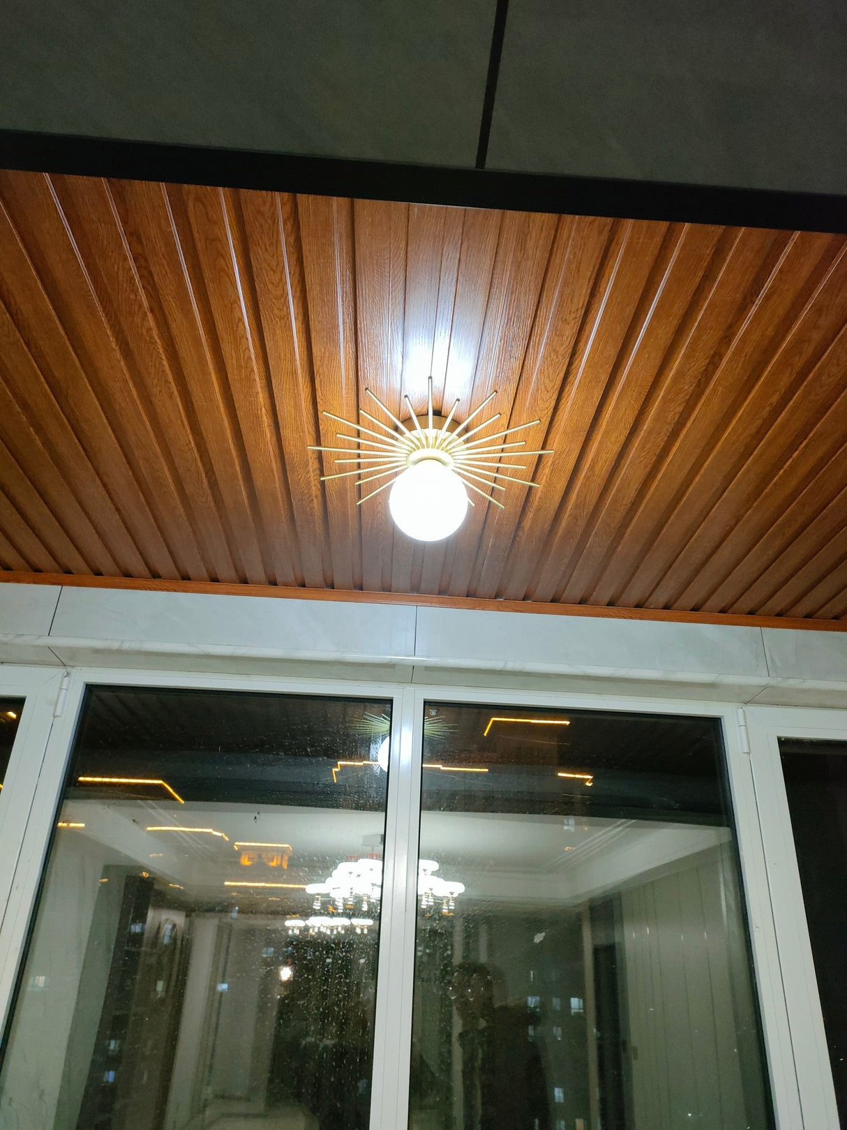 Modern Sunburst Ceiling Light Brass Rays Glass Globe Design - Product detail 23