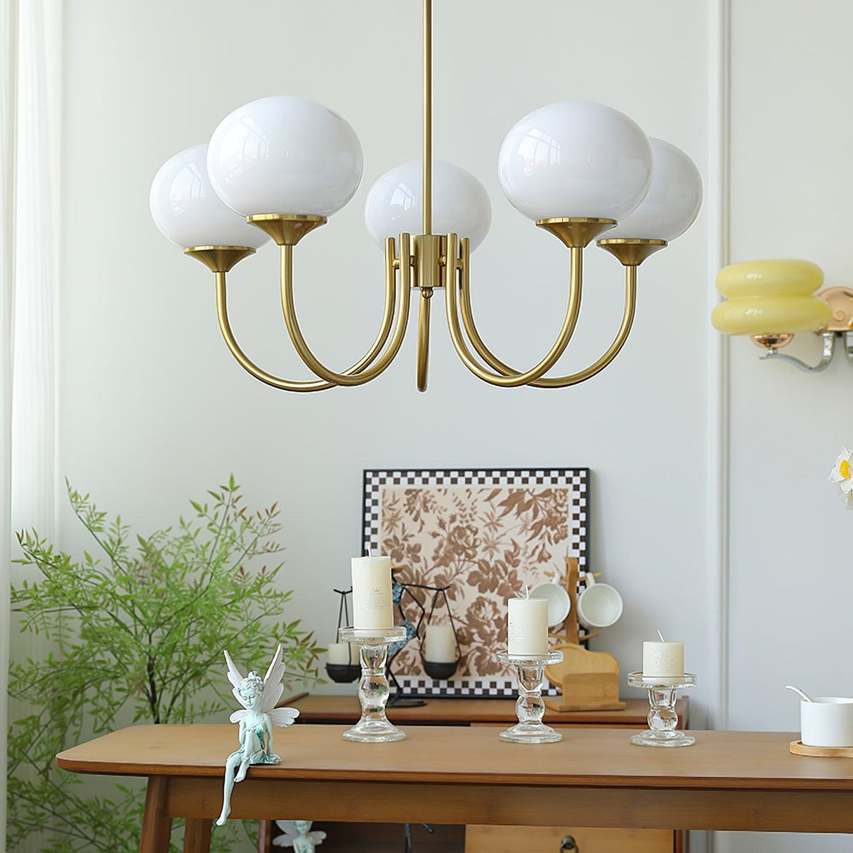 Modern Globe Chandelier Pink Glass with Brass Arms - Product detail 8