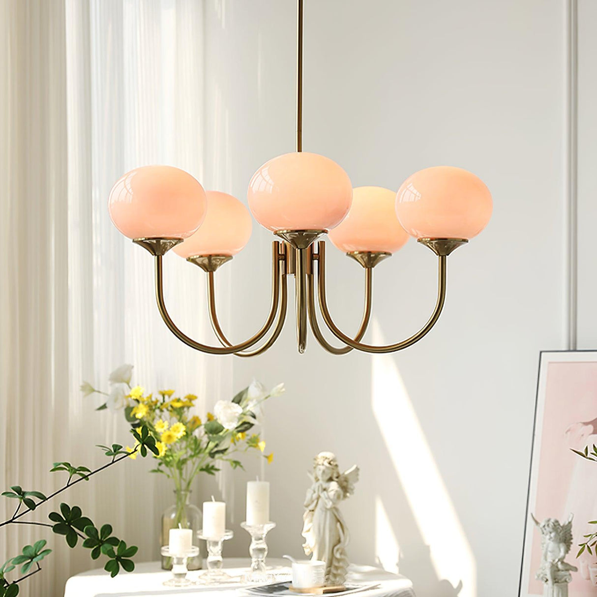 Modern Globe Chandelier Pink Glass with Brass Arms - Product detail 6