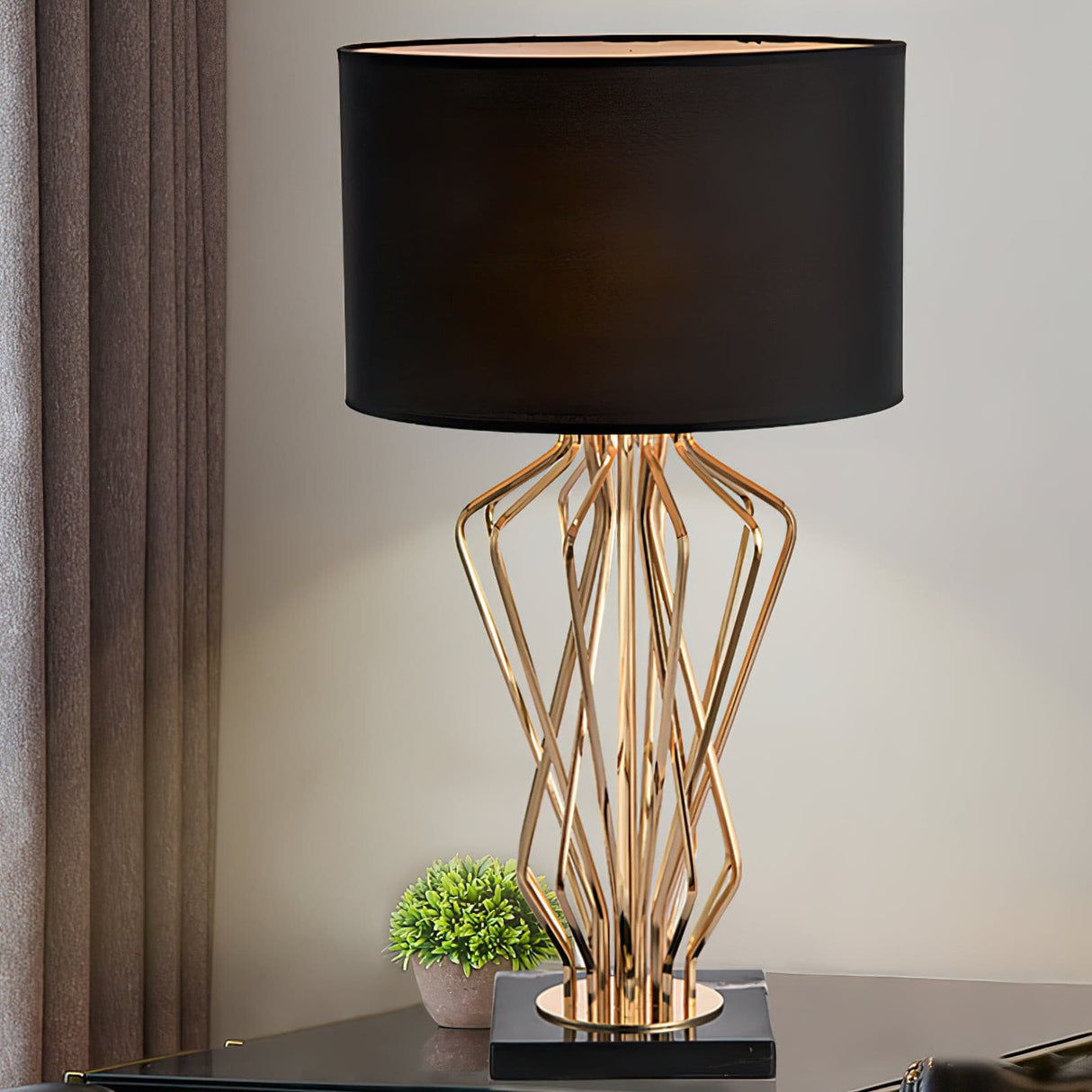 Modern Table Lamp Geometric Gold Metal Base - Product detail 11