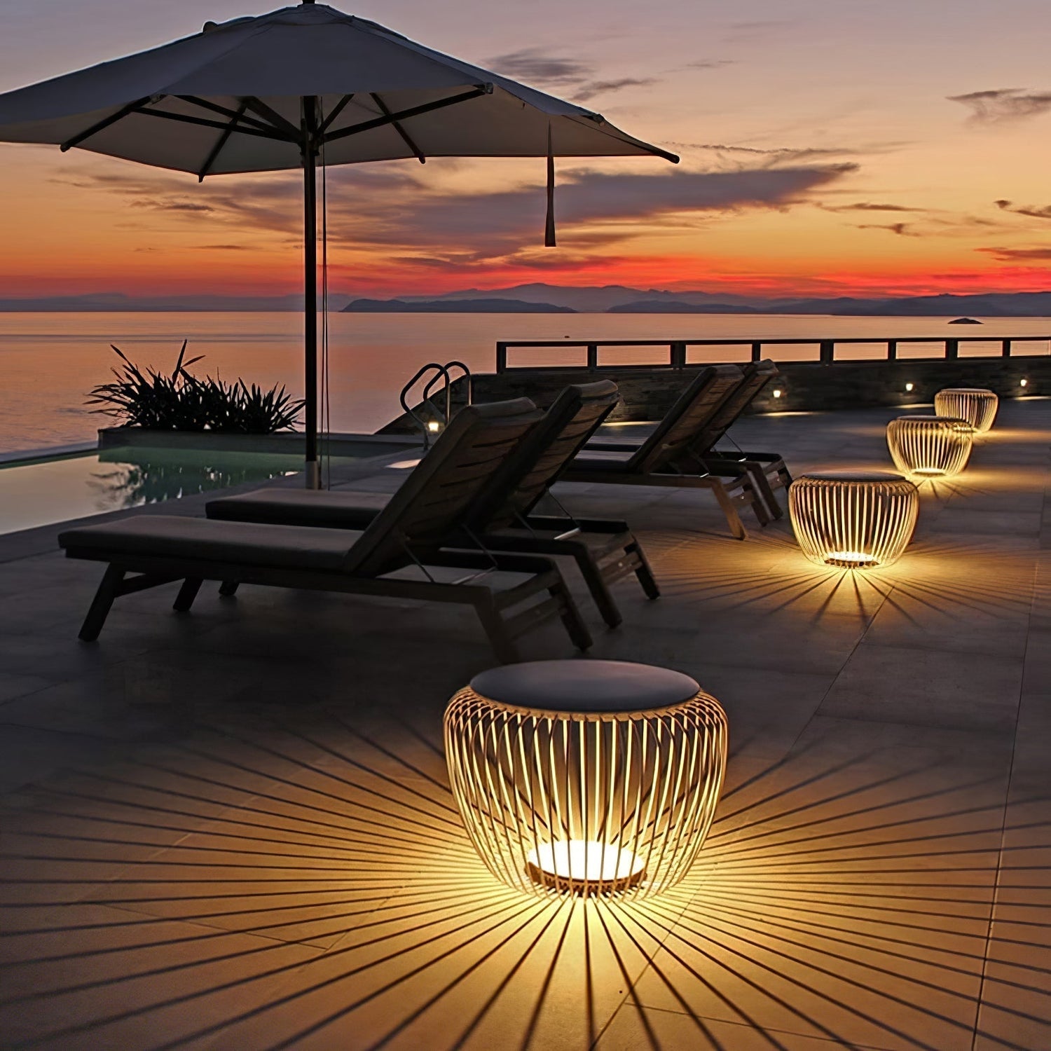 Modern LED Table Lamp  Wire Mesh Dome Design - Product detail 15
