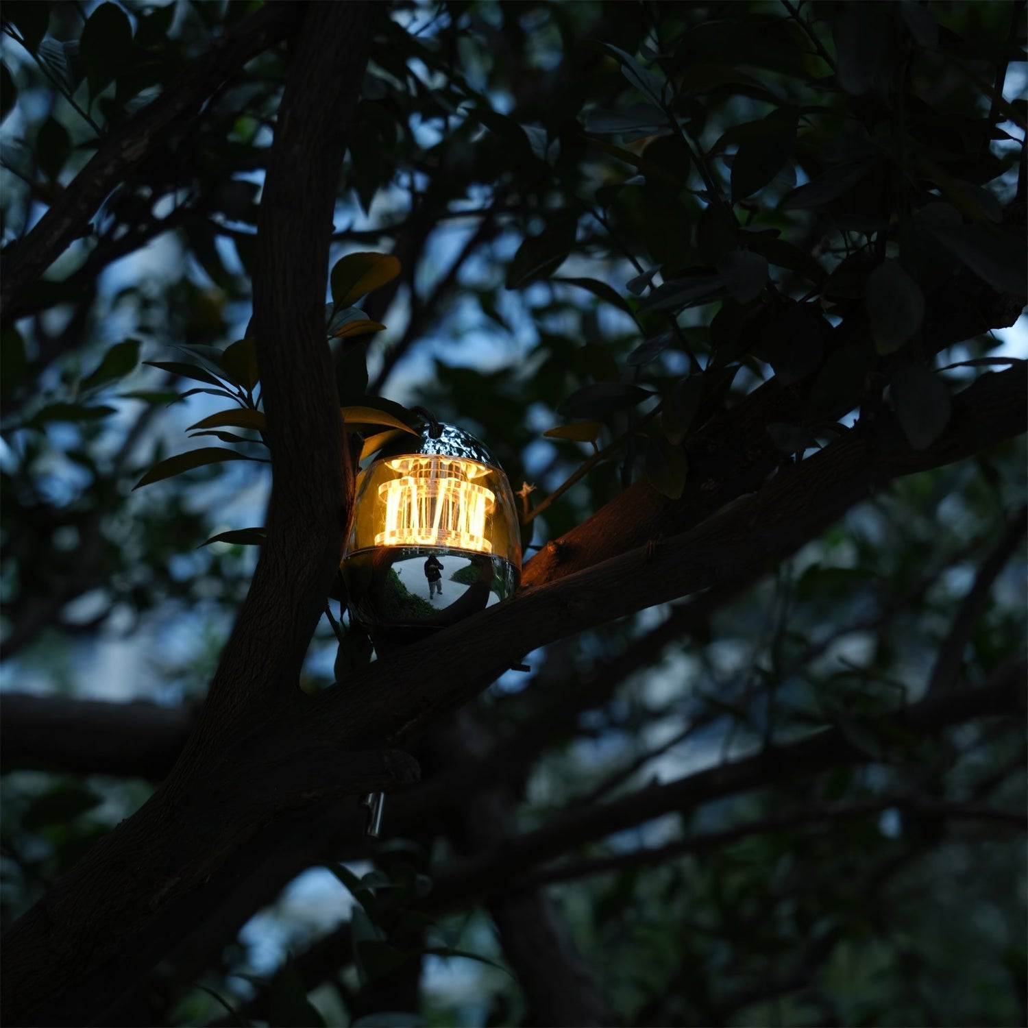 Portable LED Lantern  Egg-Shaped Chrome Design - Product detail 15
