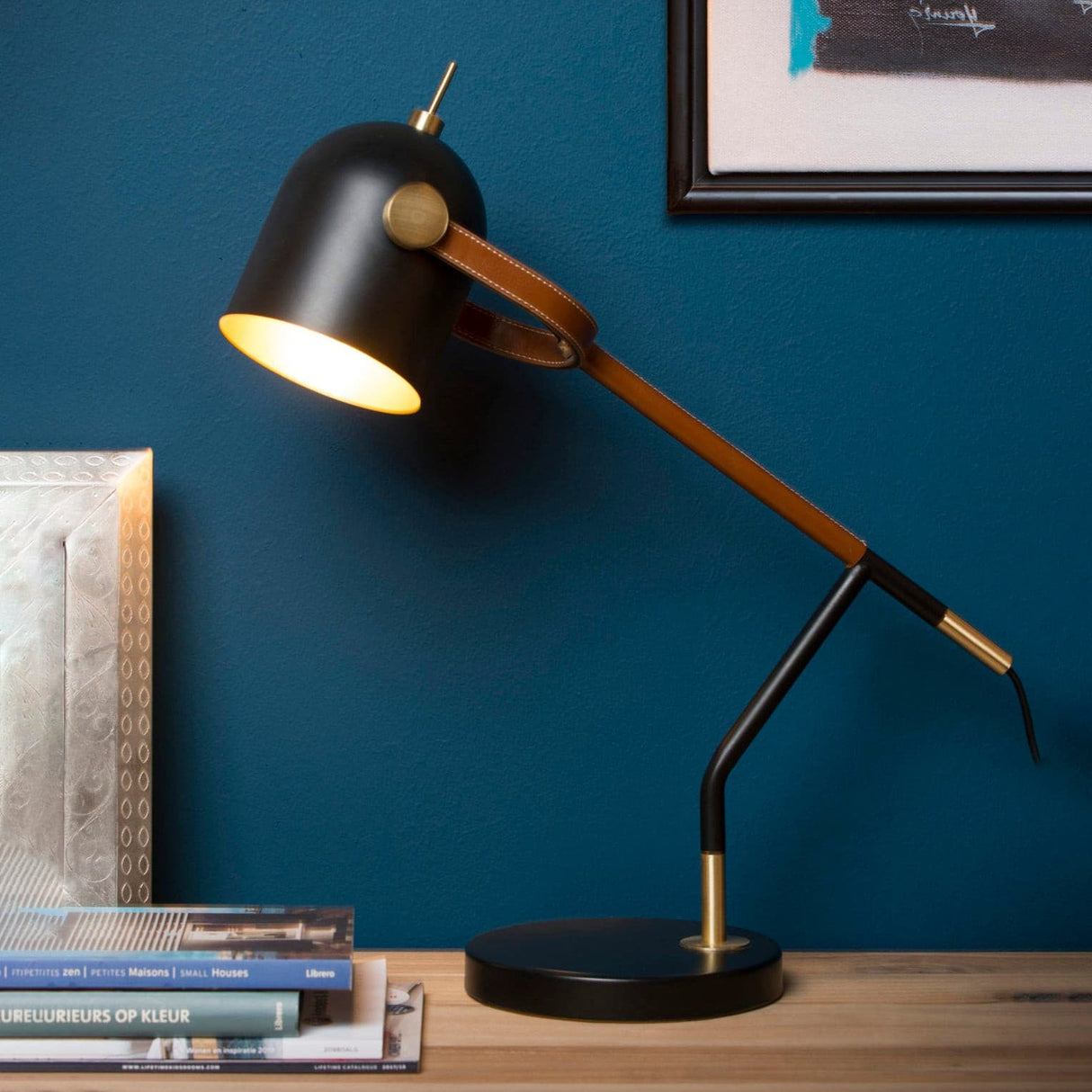 Modern Task Lamp Black Metal Marble Base - Detailed view