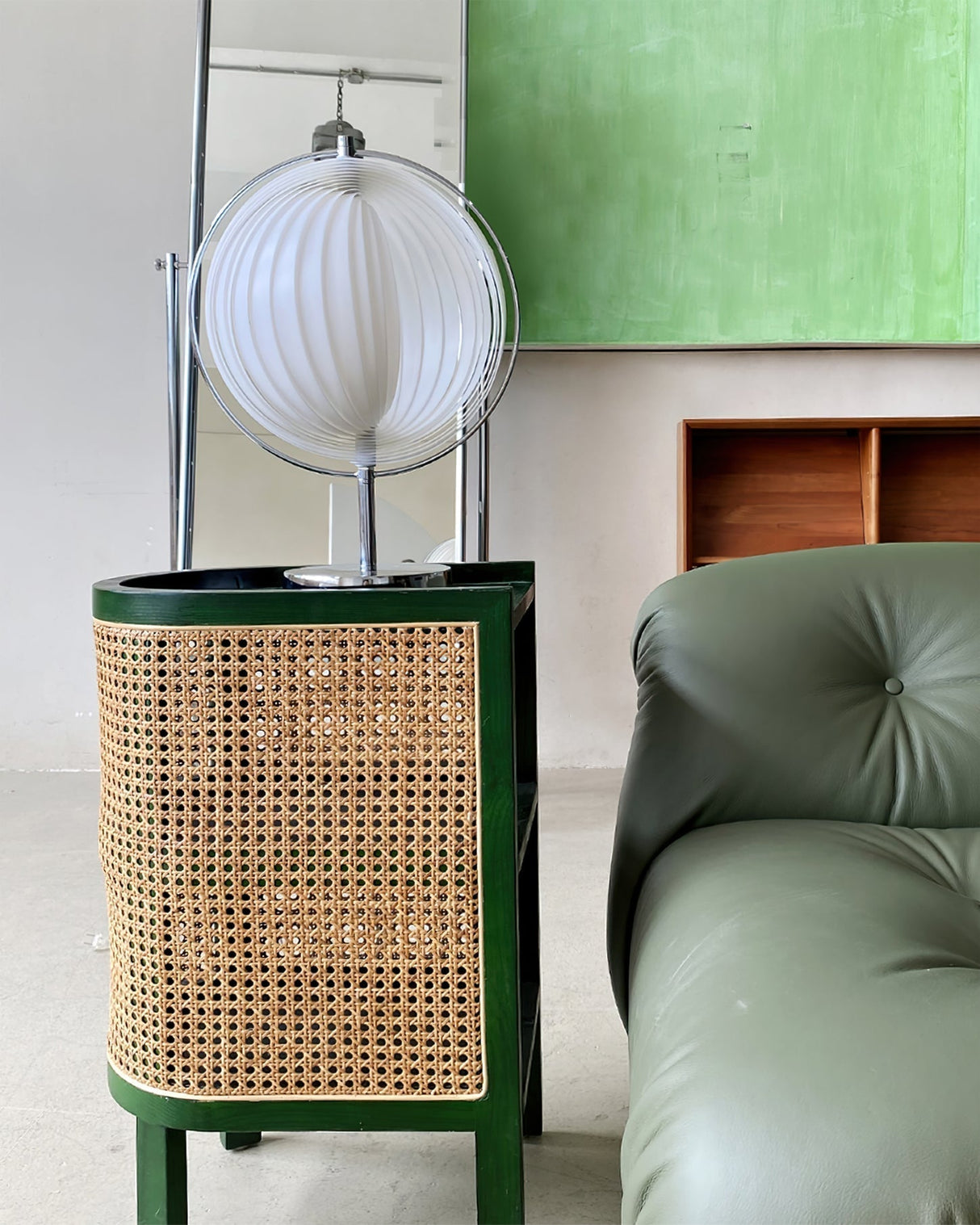 Modern Rotatable Table Lamp Chrome Base White Sphere Design - Product detail 6