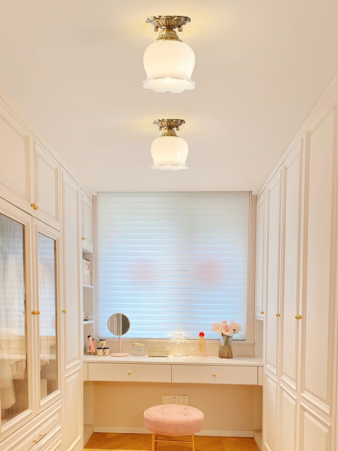 Vintage Ceiling Light Brass Beige Glass Tulip Shade - Product detail 6