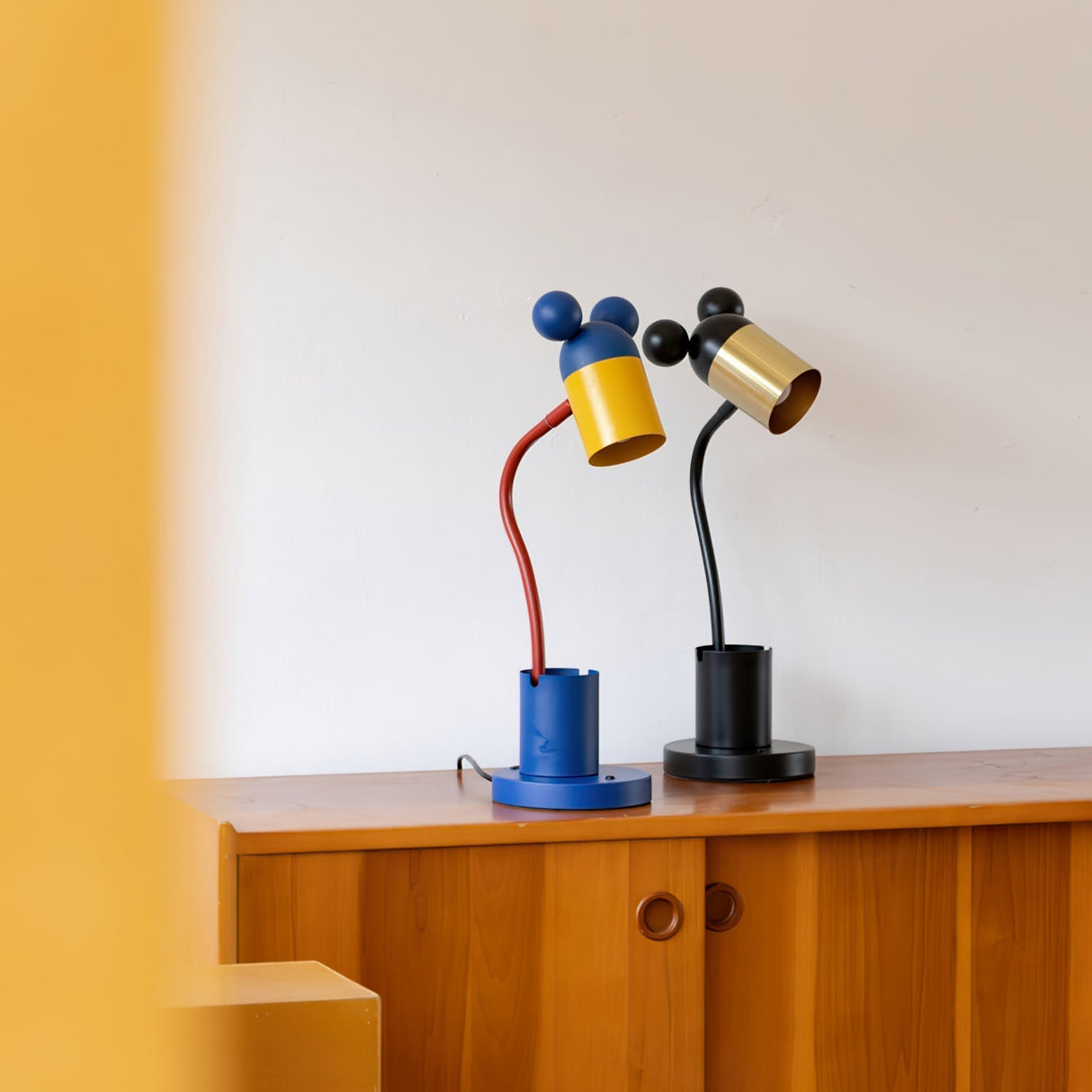 Kids Desk Lamp  Mouse Ears Design with Pen Holder - Detailed view