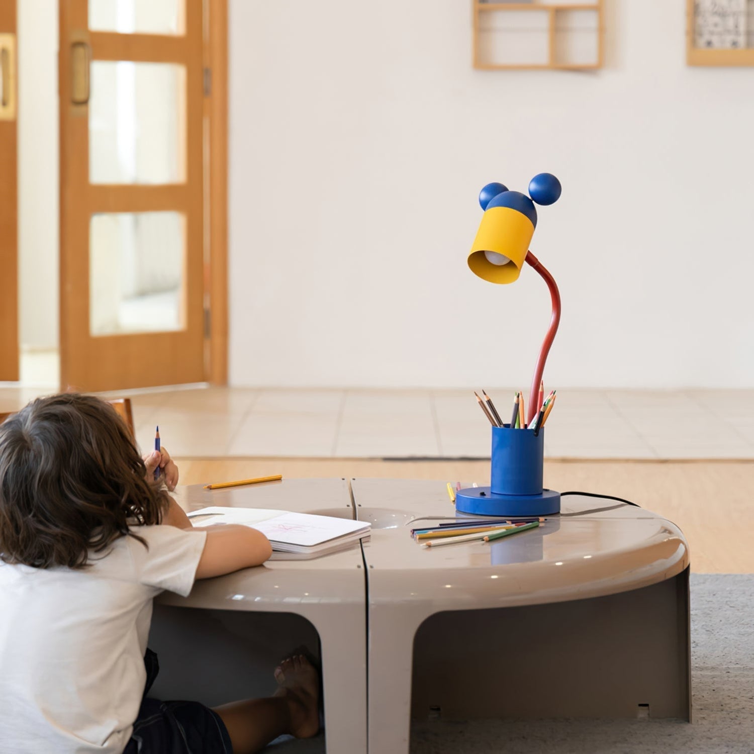 Kids Desk Lamp  Mouse Ears Design with Pen Holder - Product detail 5
