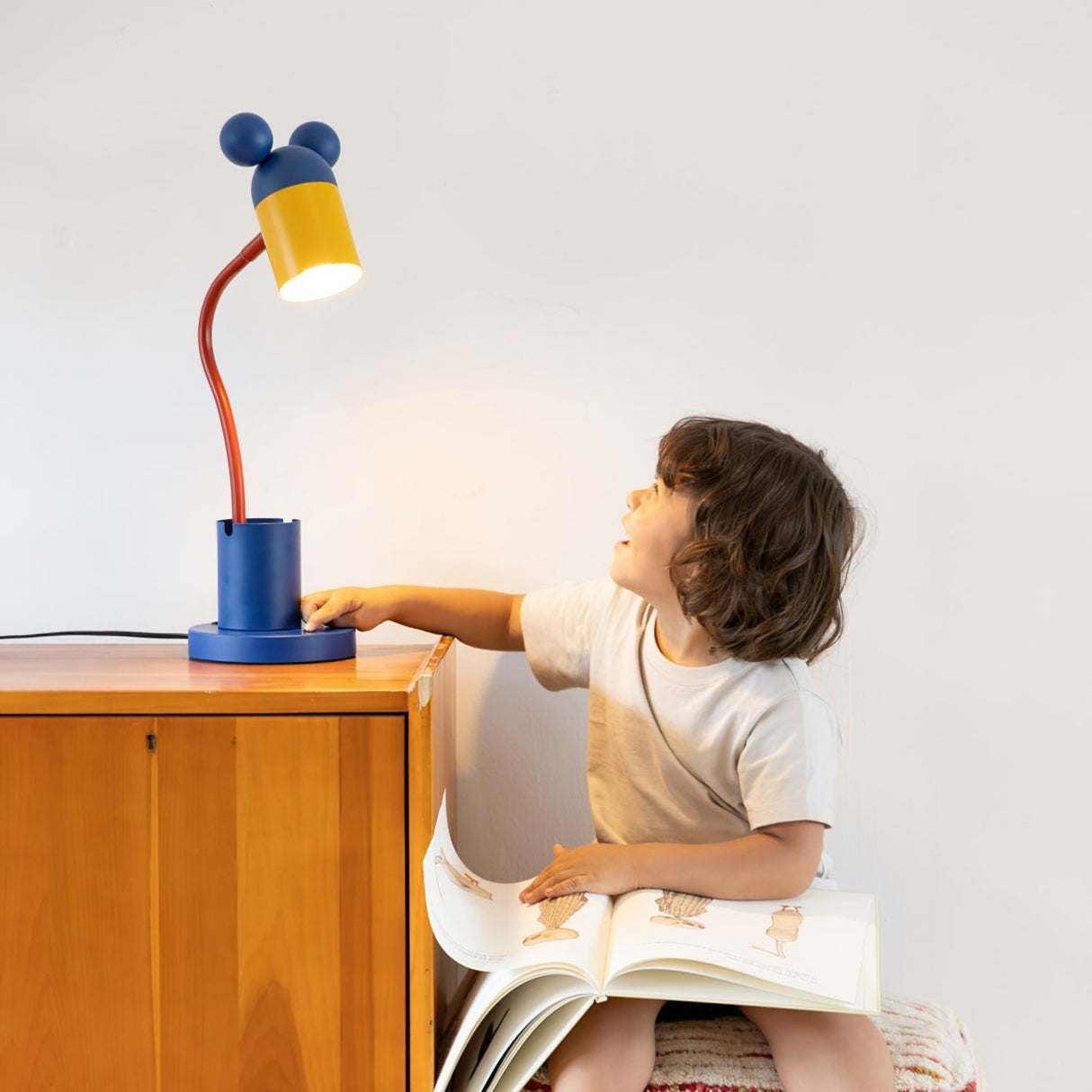 Kids Desk Lamp  Mouse Ears Design with Pen Holder - Product detail 8