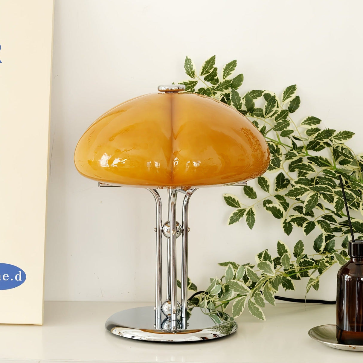 Bauhaus Table Lamp Amber Glass Dome Shade - Product detail 55