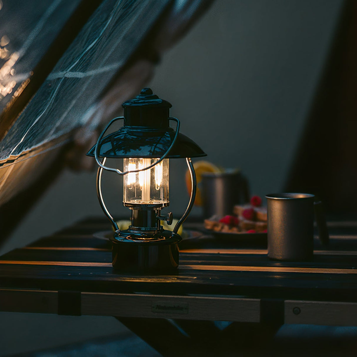Outdoor LED Lantern  Black Iron Battery Powered Table Lamp - Product detail 7