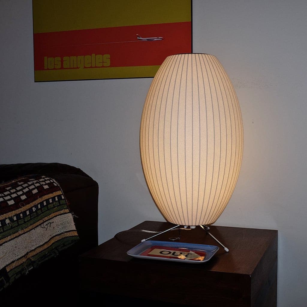 Modern Table Lamp White Sculptural Tripod Design - Detailed view
