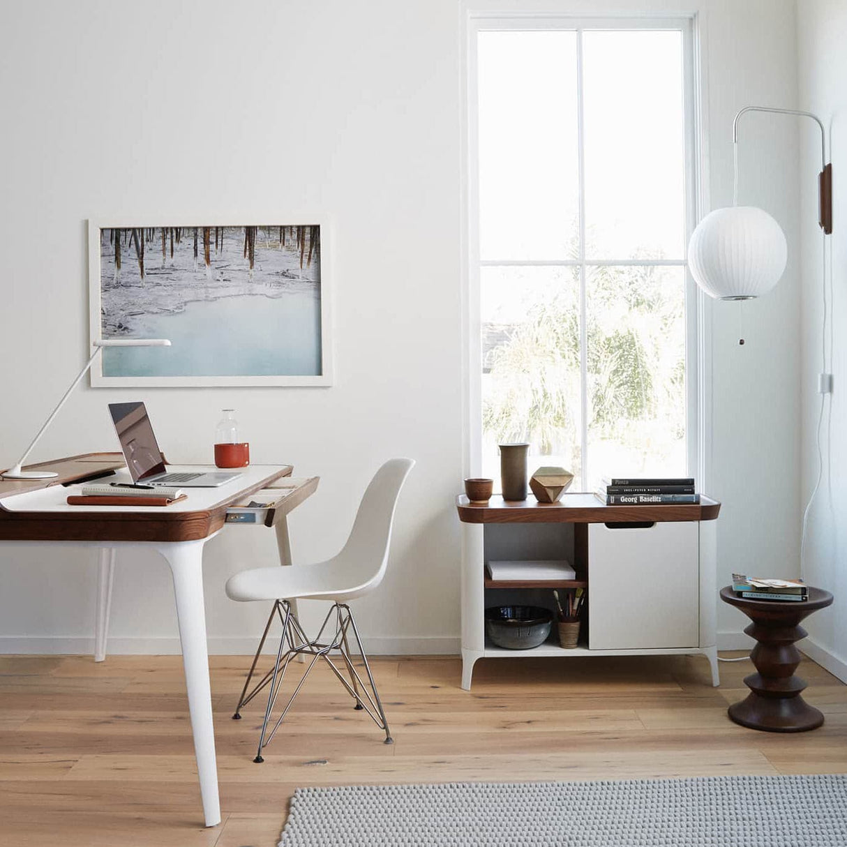 Modern Wall Sconce Rice Paper Shade with Teak Handle - Product detail 14