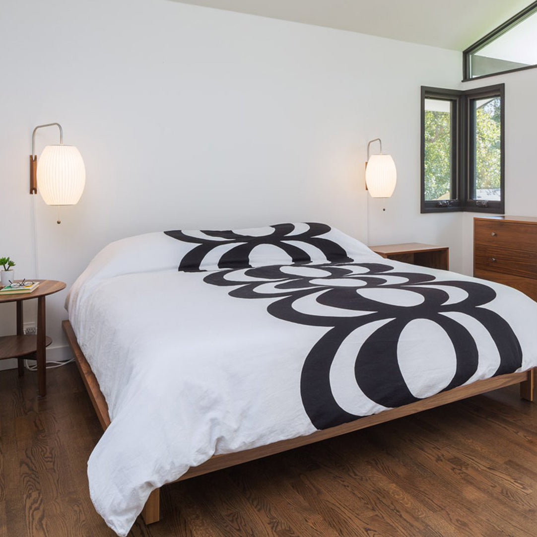 Modern Wall Sconce Rice Paper Shade with Teak Handle - Product detail 26