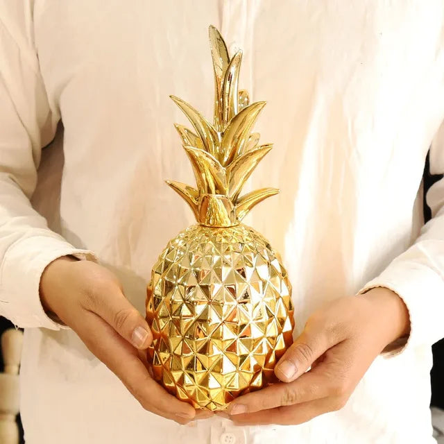 Tropical Pineapple Decor White Resin With Gold Crown - Product detail 9