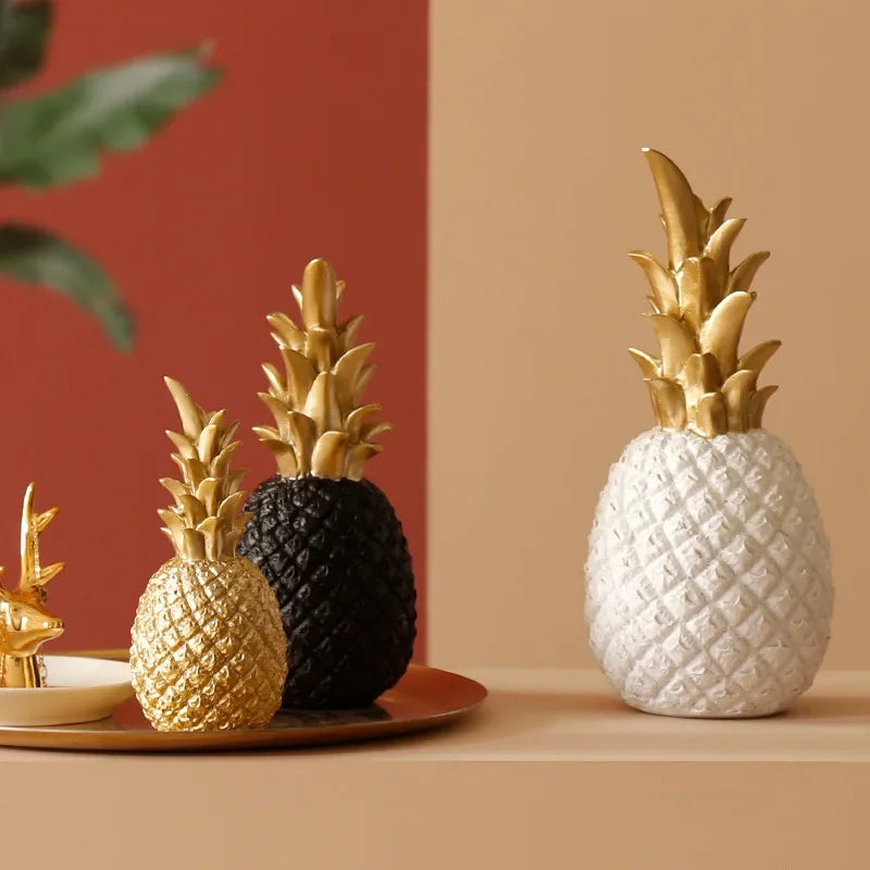 Tropical Pineapple Decor White Resin With Gold Crown - Product detail 6