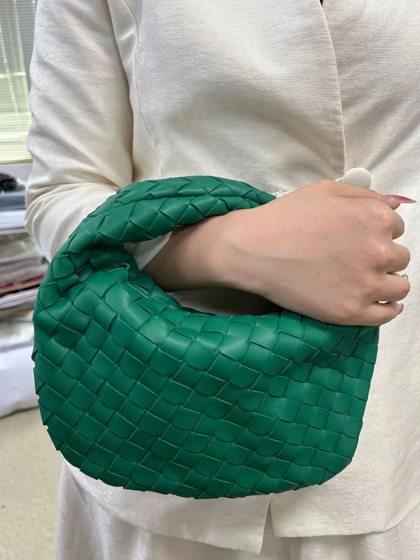 Woven Leather Hobo Bag  Intrecciato Pattern Design - Product detail 16