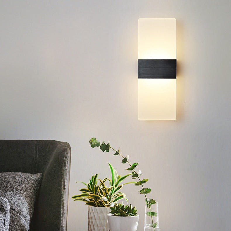 Modern LED Wall Sconce Brushed Gold Metal Accent - Product detail 6