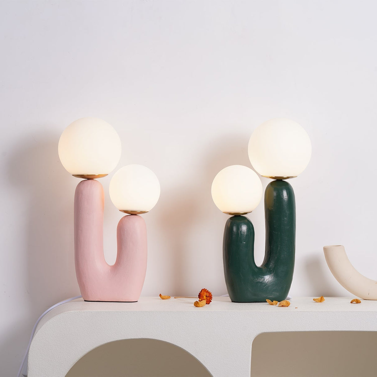 Modern Glass Table Lamp Pink Resin Base With Dual Globes - Product detail 7
