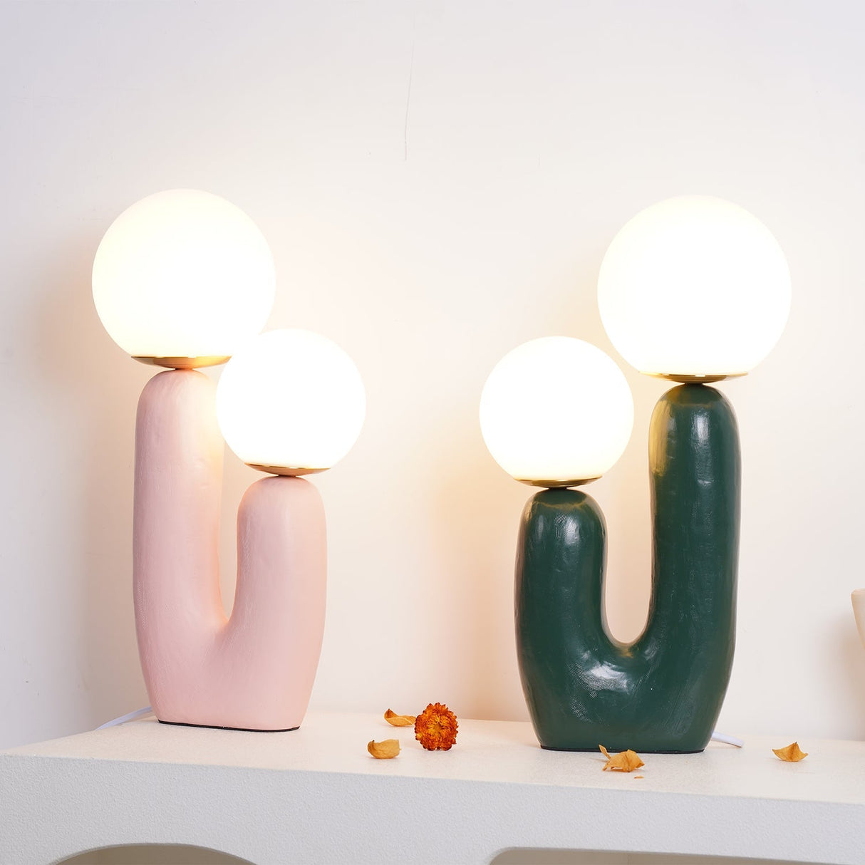Modern Glass Table Lamp Pink Resin Base With Dual Globes - Product detail 8