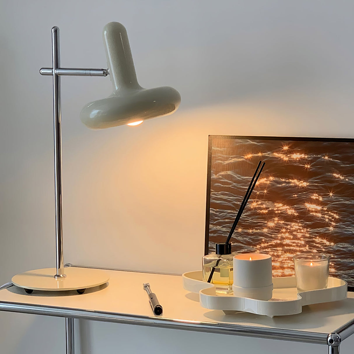 Modern Table Lamp White Metal Adjustable Design - Detailed view
