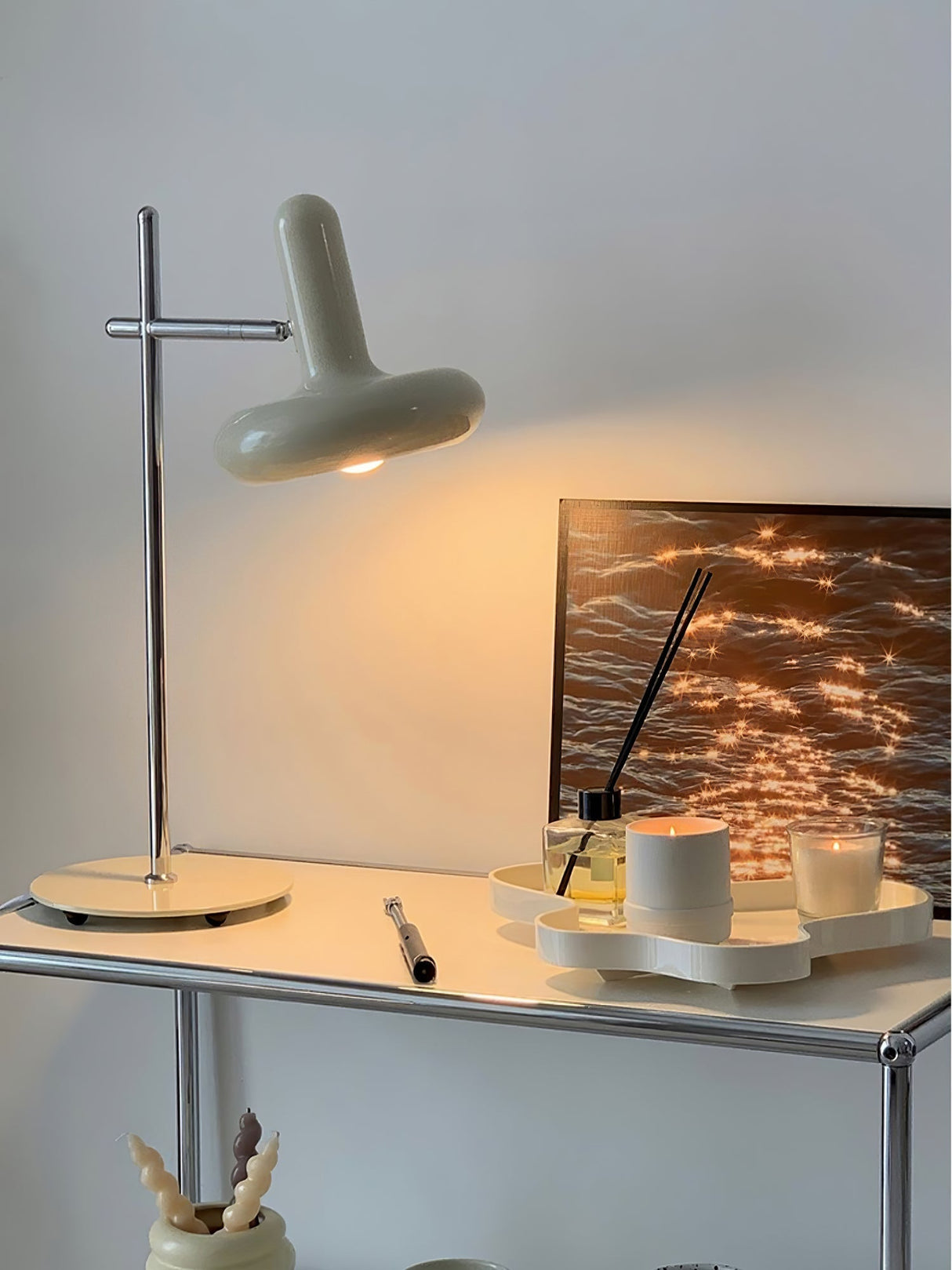 Modern Table Lamp White Metal Adjustable Design - Product detail 7