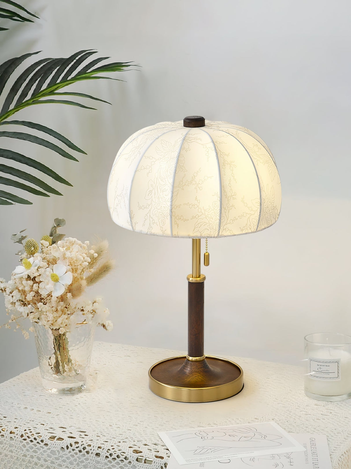Modern Table Lamp Cream Fabric Shade with Brass Base - Product detail 6