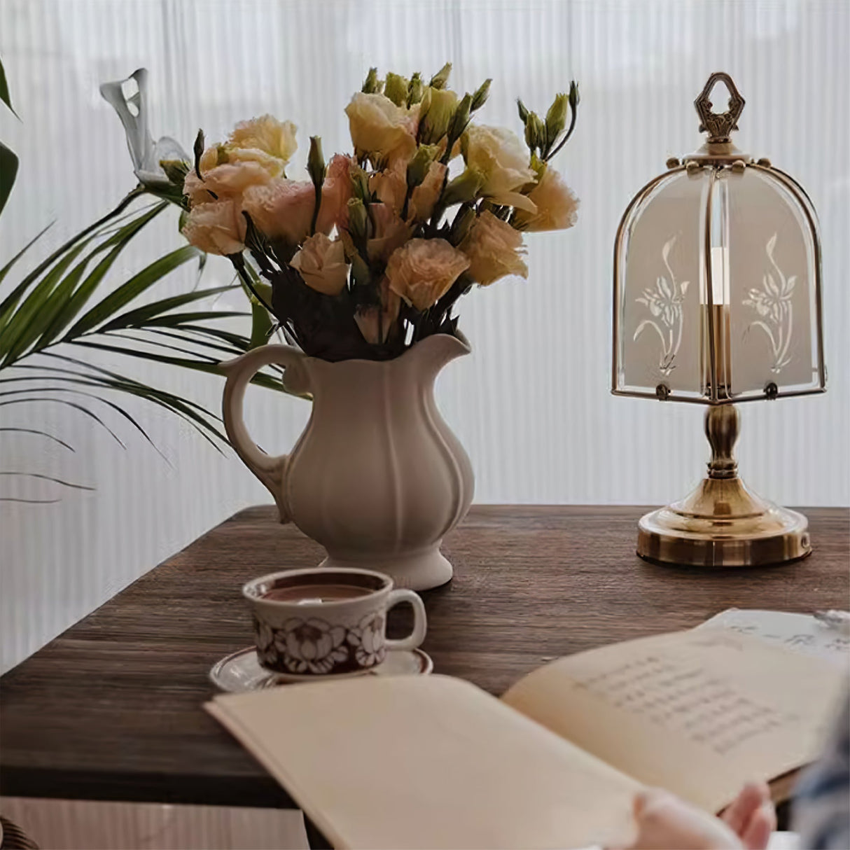 Victorian Table Lamp Glass Dome Orchid Pattern - Product detail 10