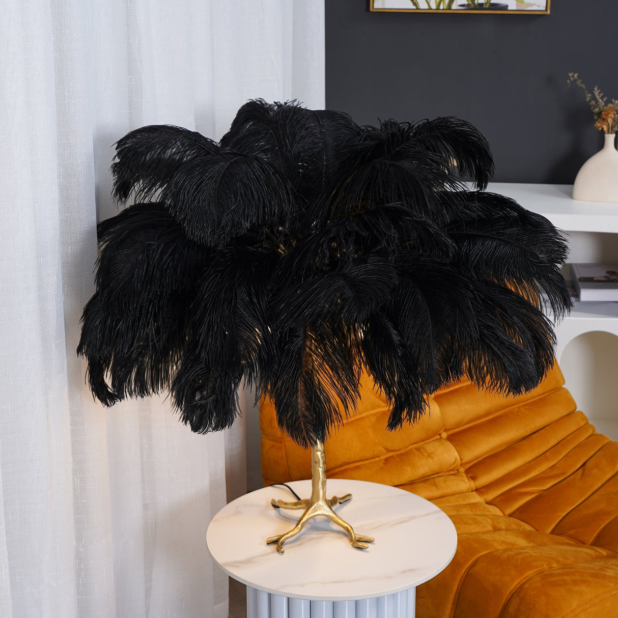 Feather Table Lamp Gold Base with Pink Ostrich Plumes - Product detail 12