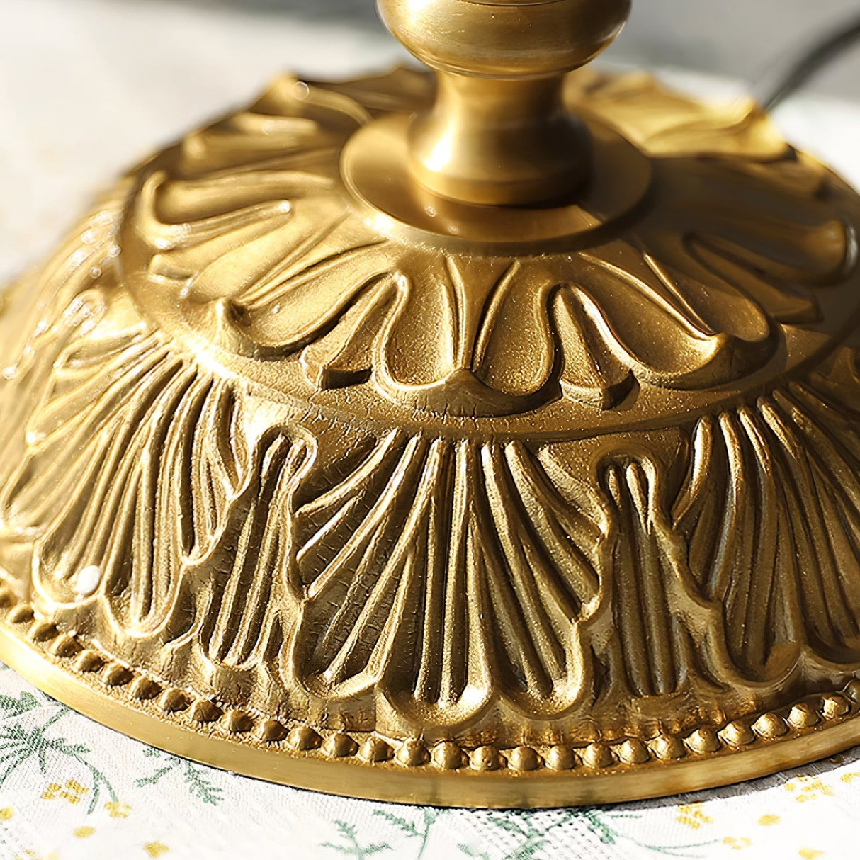 Vintage Table Lamp Marble Base with Fringe Trim - Product detail 4