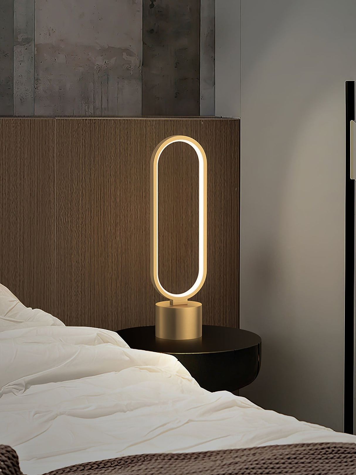 Modern LED Table Lamp Brass Oval Ring Design - Product detail 9
