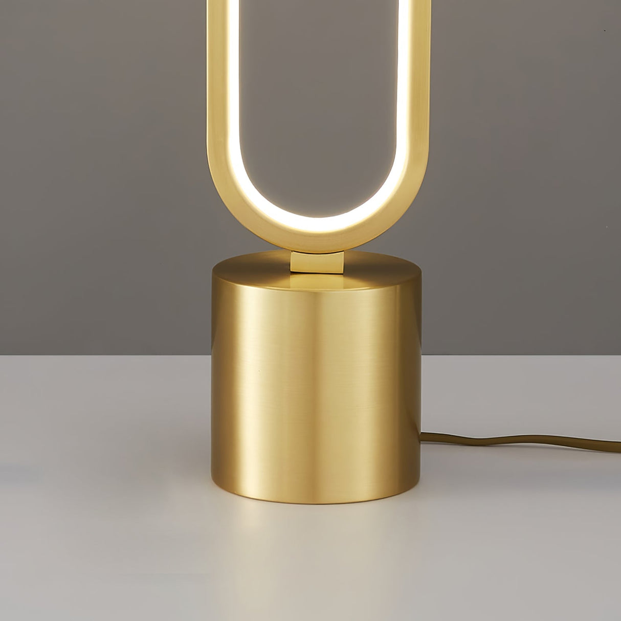 Modern LED Table Lamp Brass Oval Ring Design - Product detail 4