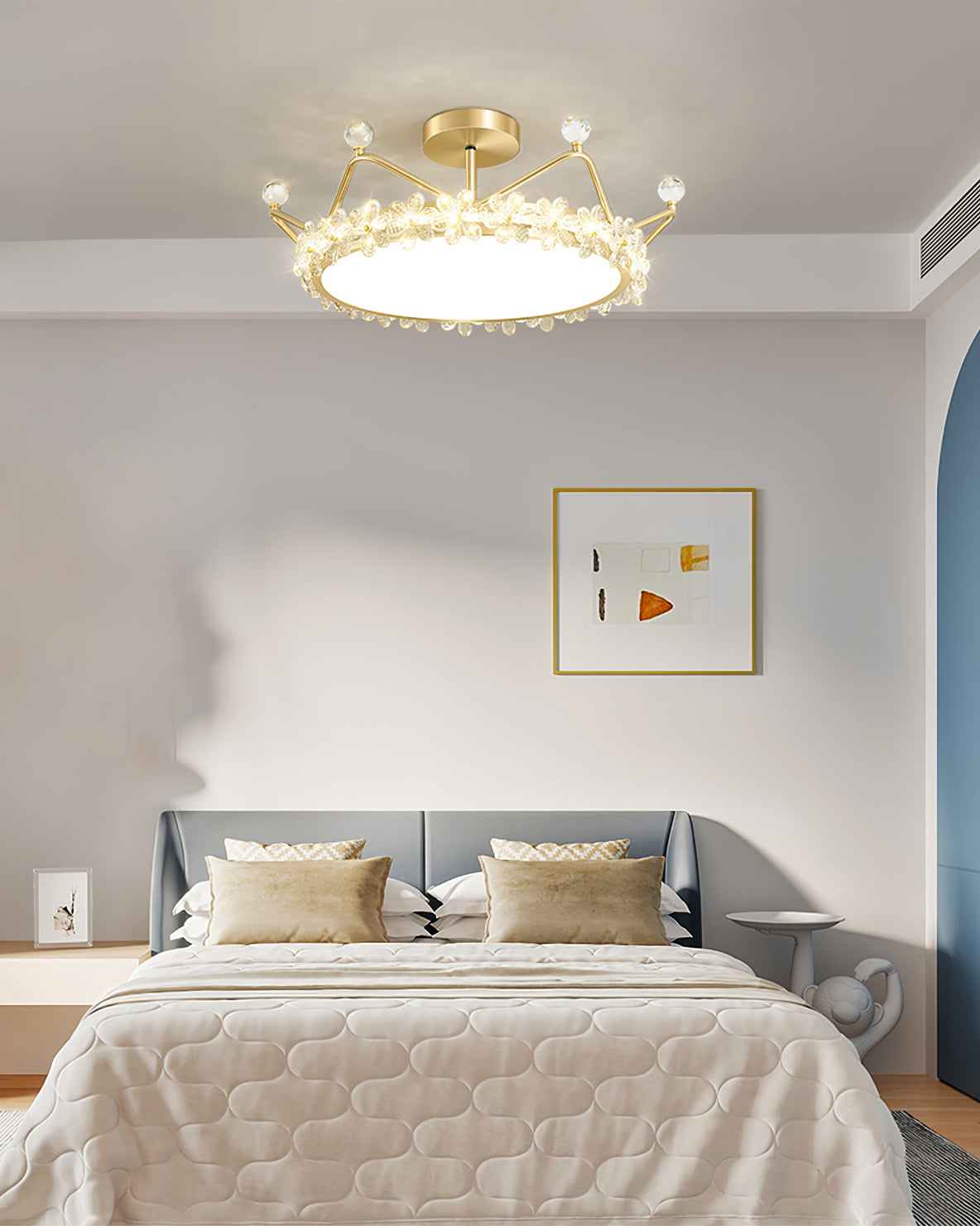 Crown Crystal Ceiling Light Floral Petal Design Gold Finish - Product detail 6