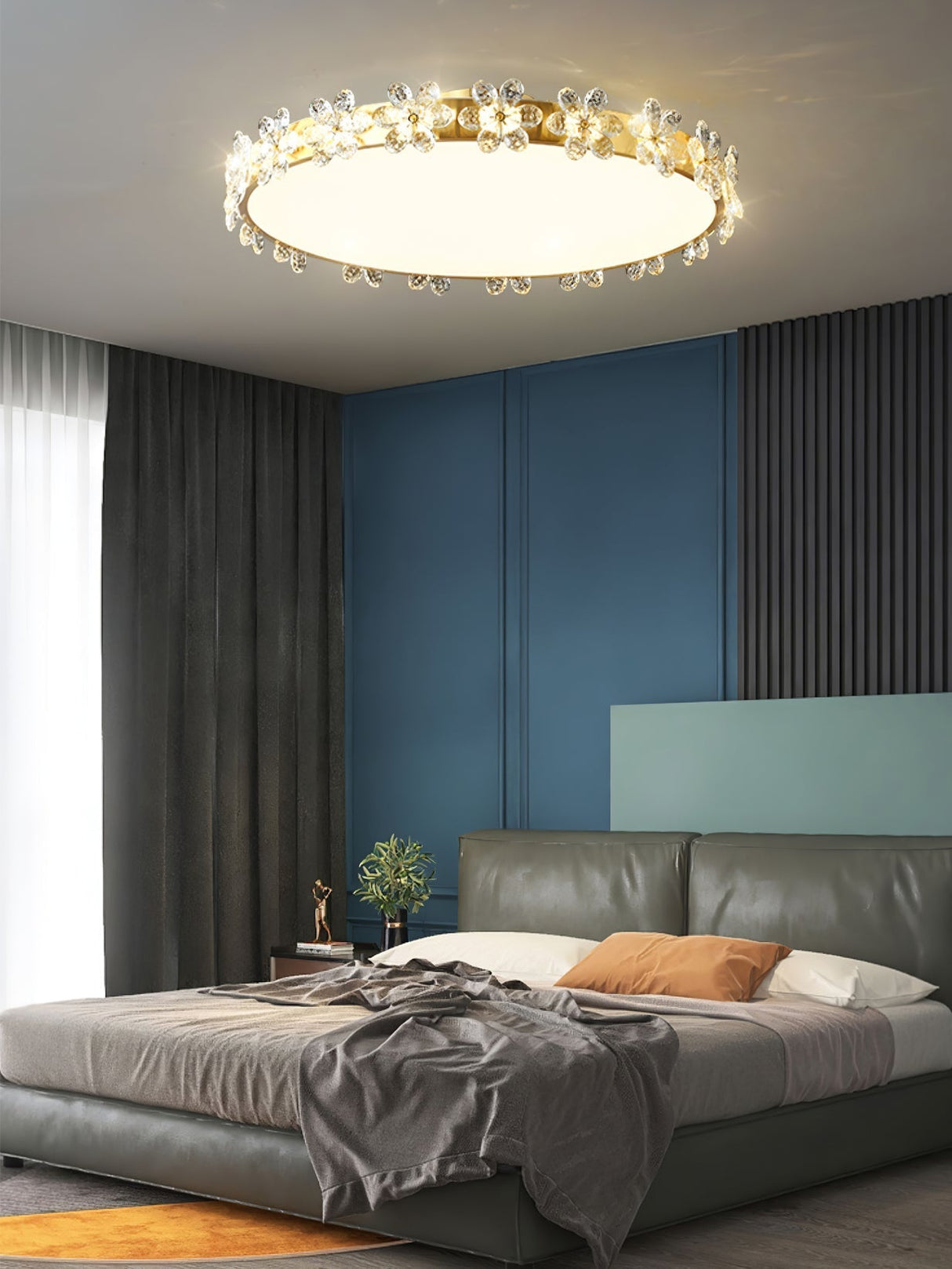 Crystal Petal Ceiling Light Brass Frame With Faceted Accents - Product detail 13