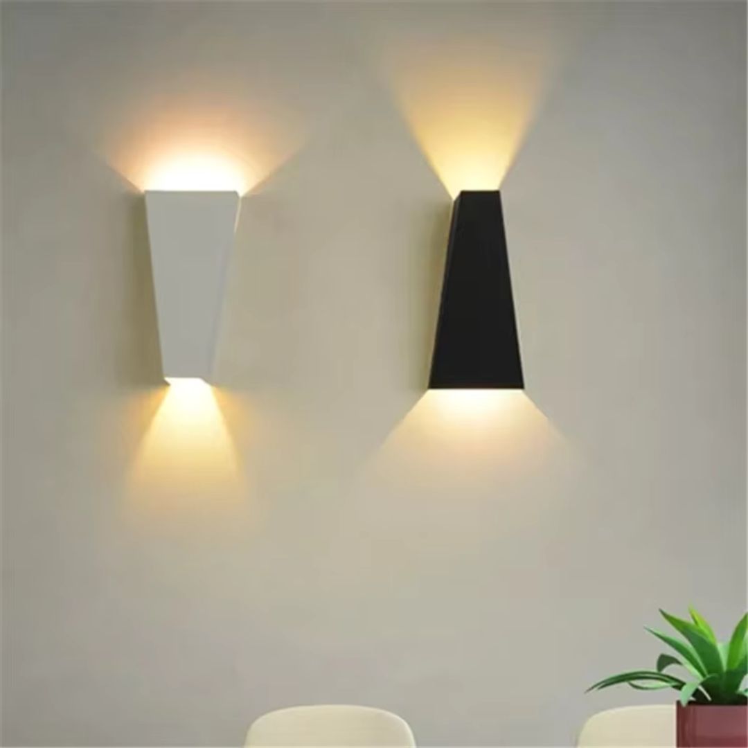 Modern LED Wall Light Dual Beam Black Metal Sconce - Product detail 5