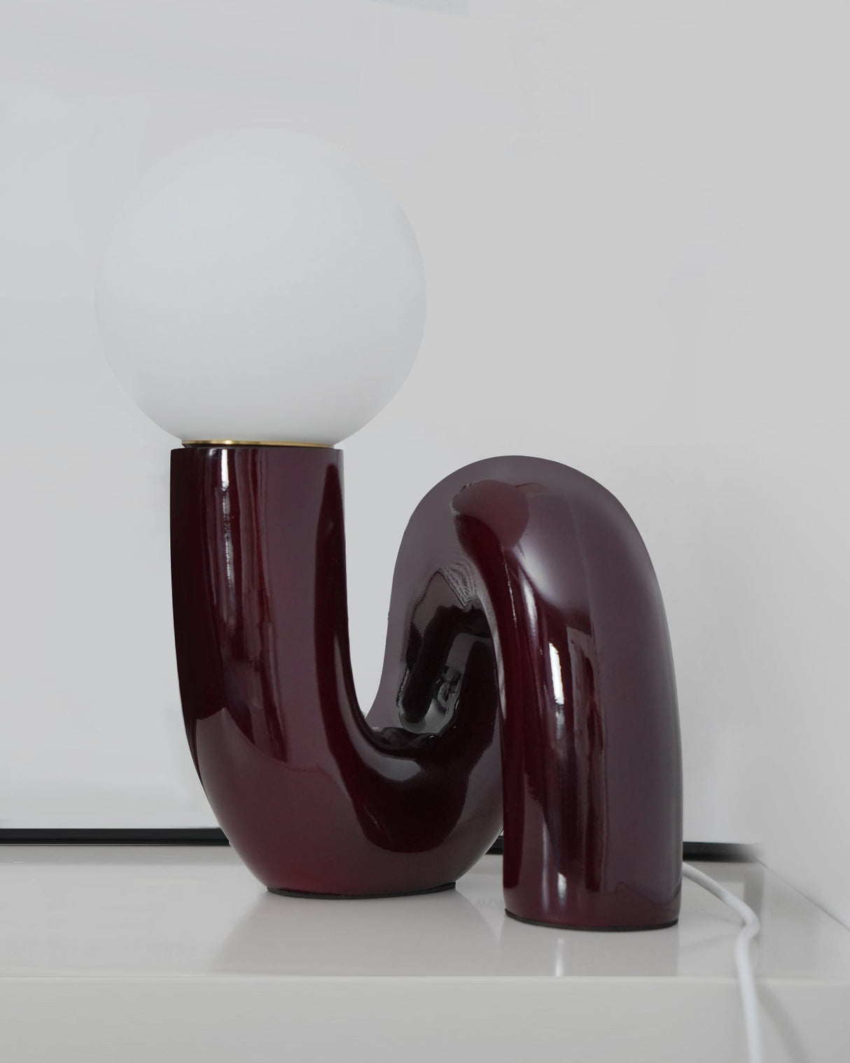 Modern Table Lamp Curved Pink Resin with Glass Globe - Product detail 26