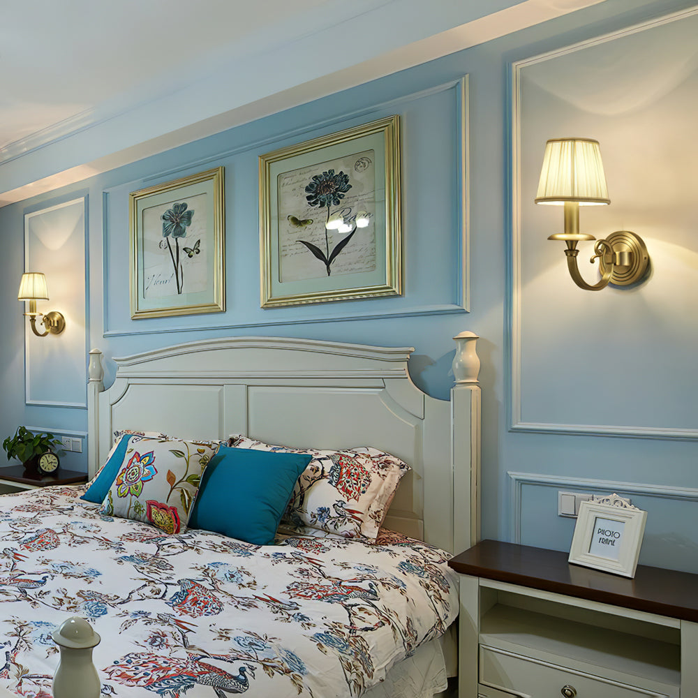 Classic Wall Sconce Brushed Gold Pleated Shade - Product detail 11