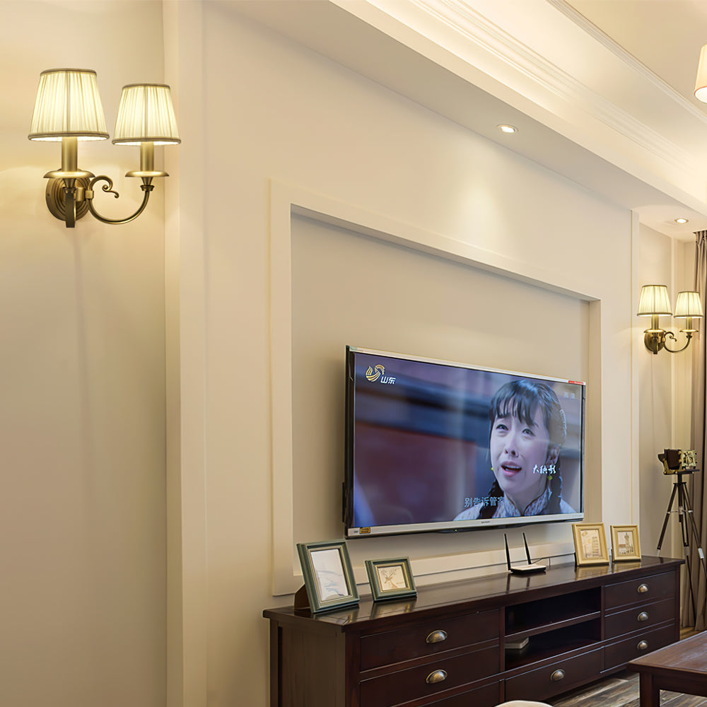 Classic Wall Sconce Brushed Gold Pleated Shade - Product detail 4