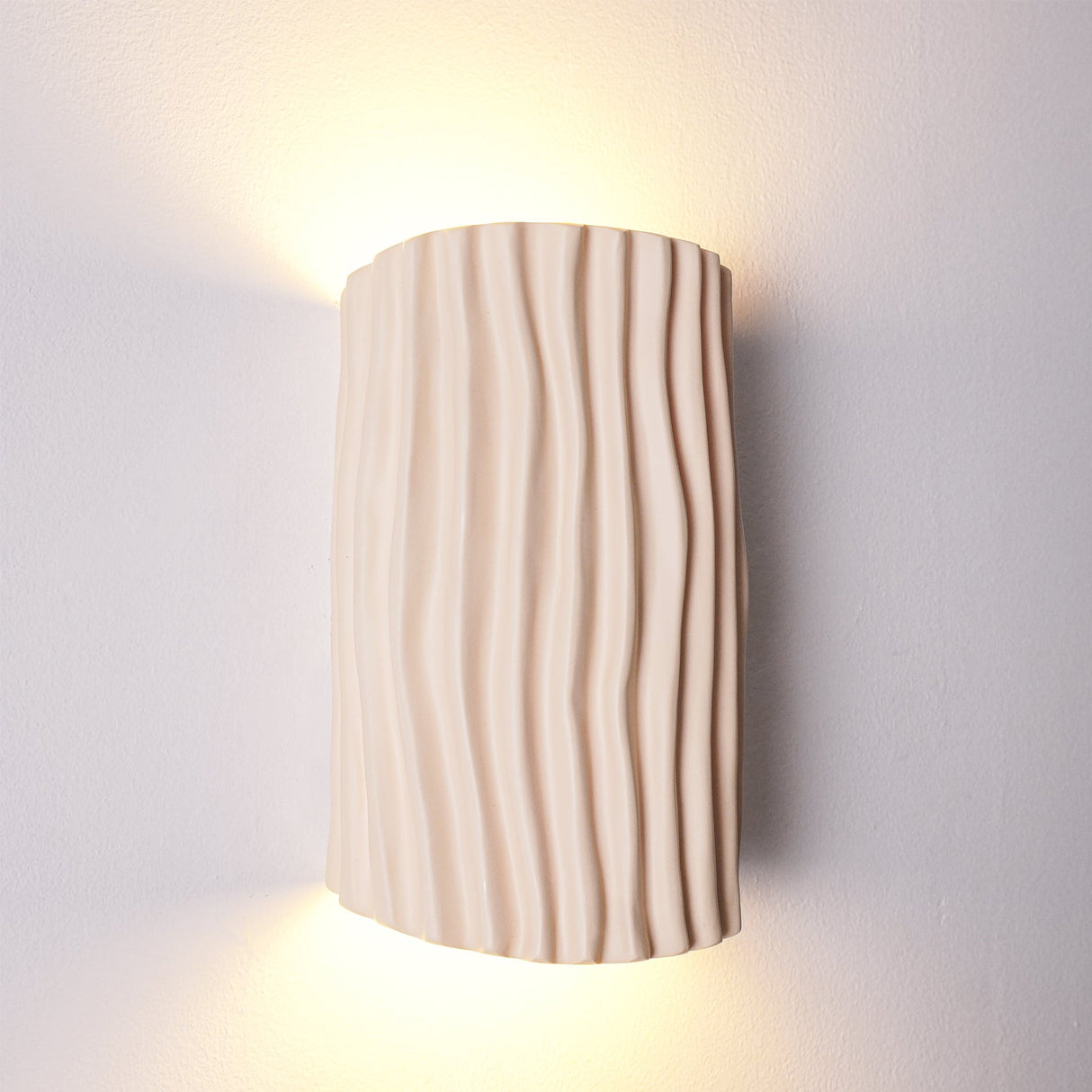 Modern Resin Wall Light Pleated Design with Warm Glow - Product detail 11