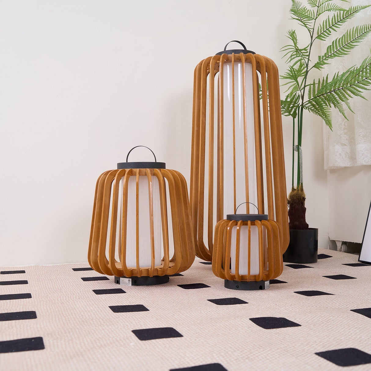 Modern Outdoor Table Lamp Wood Slat Lantern Design - Product detail 14