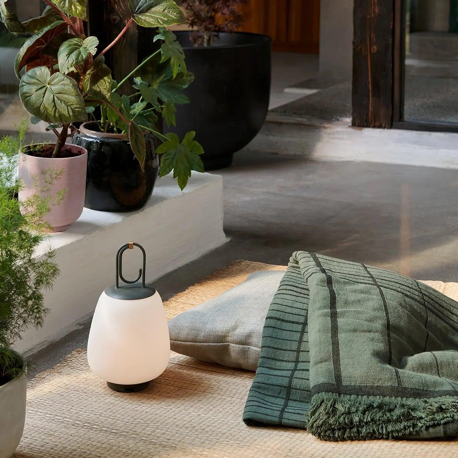 Portable Lantern Table Lamp  Japandi Style Glass Design - Product detail 21