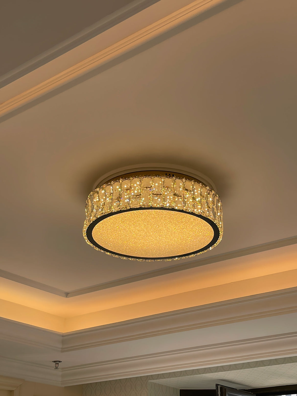 Crystal Ceiling Light Modern Gold Rim Design - Product detail 15