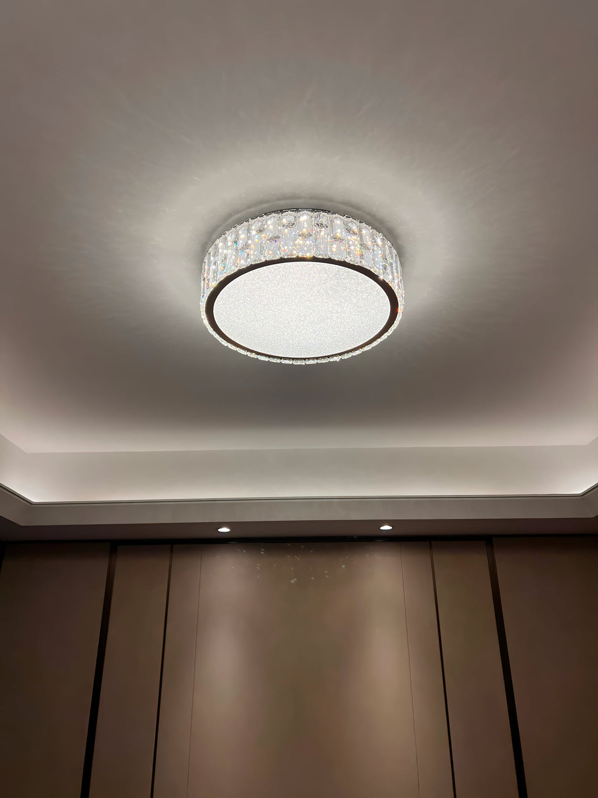 Crystal Ceiling Light Modern Gold Rim Design - Product detail 10